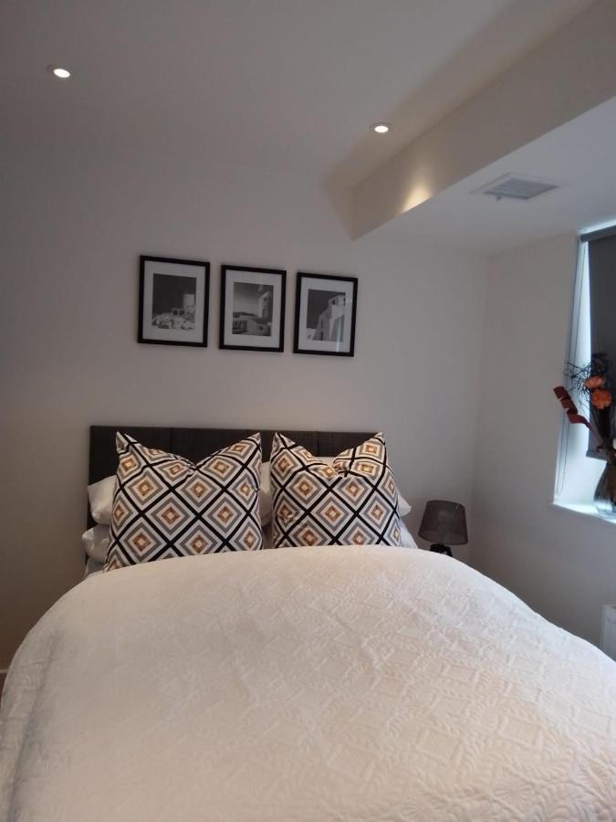 Whole Apartment 5 Mins To East Croydon & Concierge London Exterior photo